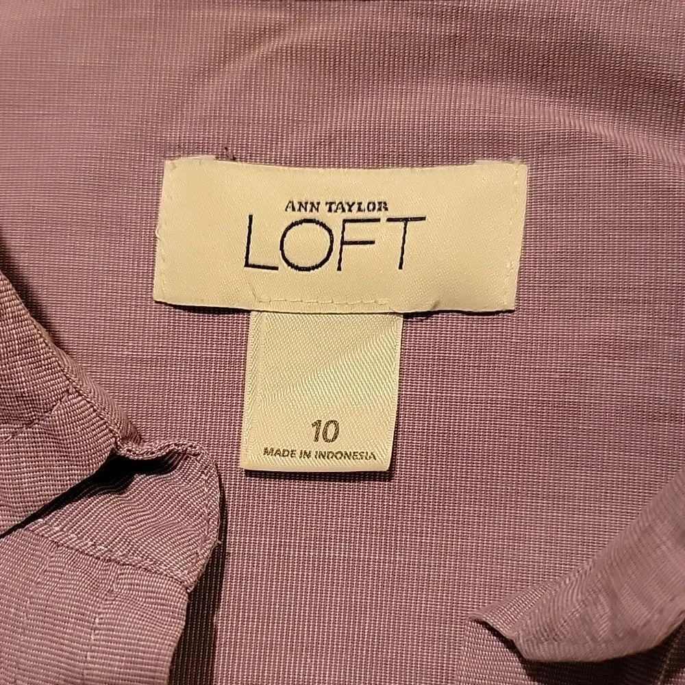 LOFT Purple Short Sleeve Button-Up Shirt sz 10